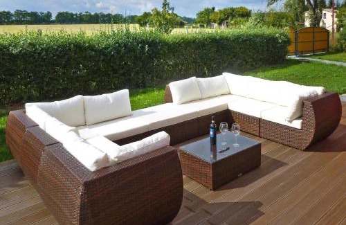 Selchow House | Ferienhaus Zum roten Adler in Storkow