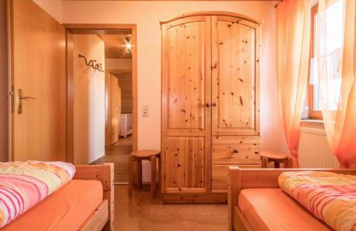 Bermatingen Apartment | Ferienhof-Dachsberg Wohnung Weitblick