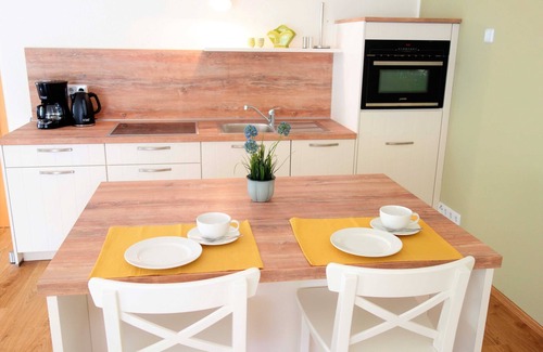 Meissen Apartment | Ferienhof Gräfe - Apartment "Spring meadow" with terrace, pool & sauna
