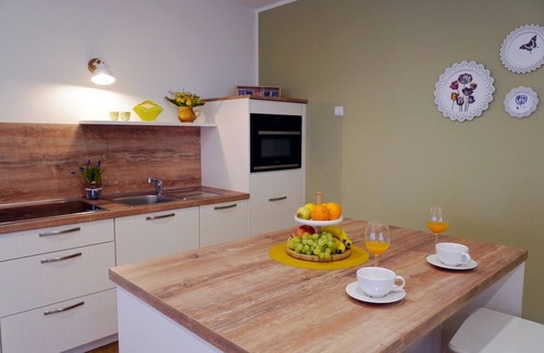 Meissen Apartment | Ferienhof Gräfe - Apartment "Spring meadow" with terrace, pool & sauna