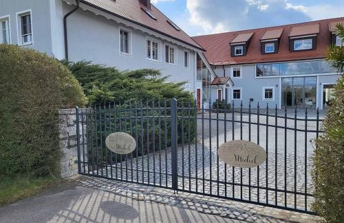 Feuchtwangen House | Ferienhof Gutmichel