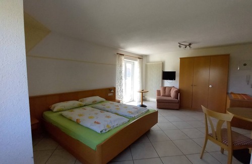 Bodnegg Apartment | Ferienhof Metzler 1 Zi. Appartement Apfel