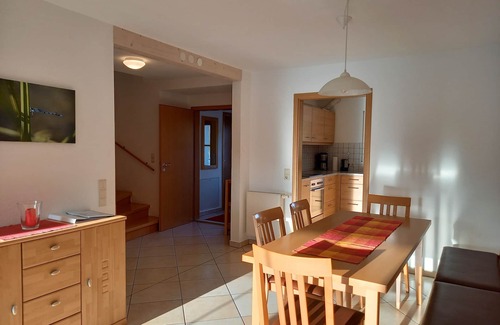 Bodnegg House | Ferienhof Metzler Chestnut or Reneklode apartment