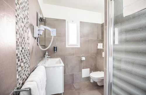 Aregno Hotel | Ferienhotel Maristella