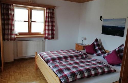 Waakirchen Apartment | Ferienparadies Fuchsloch