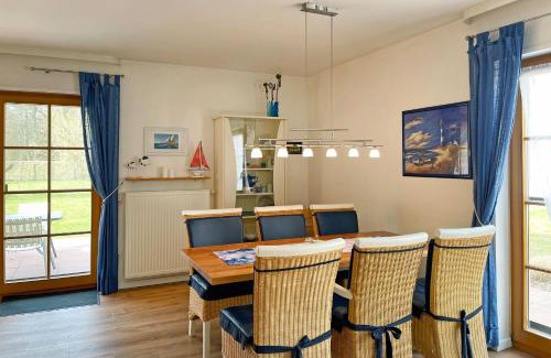 Zingst House | Ferienpark Freesenbruch Doppelhaushälfte 9a - Leuchtturm