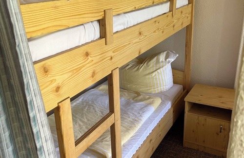 Kollm Resort | Ferienpark Stausee Quitzdorf - cozy bungalows at the Quitzdorf dam