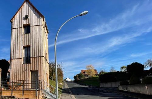 Grossenbrach Apartment | Ferienturm zur ehemal. Umspannstation Poppenroth