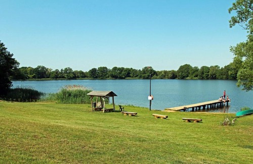 Alt Zeschdorf Other | Ferienunterkunft Mietwohnwagen mit Dusche und WC Typ Storch