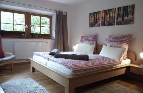 Ramsau Apartment | Ferienwohnung Waldhäusl