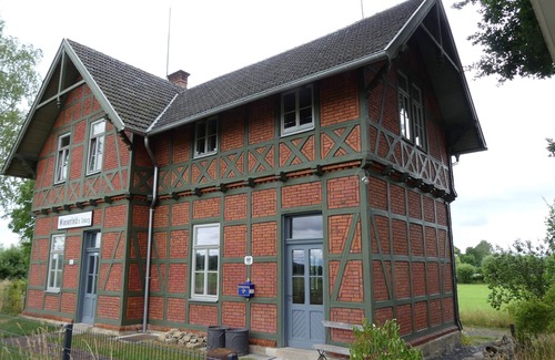 Meeder Apartment | Ferienwohnung im Historischen Ehemaligen Bahnhof