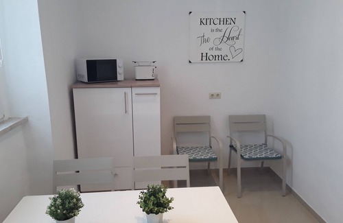 Lutherstadt Eisleben Apartment | Ferienwohnung/app. für 6 Gäste mit 80m² in Lutherstadt Eisleben
