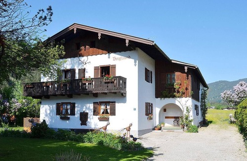 Schoenau am Koenigssee Apartment | Ferienwohnung Haus Bergfreund, 2-4 Personen, 62 qm