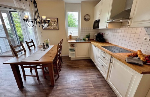 Ostseebad Dierhagen Apartment | Ferienwohnung mit Terrasse und Strandkorb Direkt Hinter dem Deich
