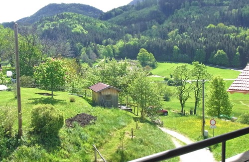 Aschau im Chiemgau Apartment | Ferienwohnung 68 qm mit zwei Schlafzimmern und großem Balkon°