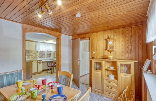 Bad Berleburg Apartment | Ferienwohnung Über 2 Etagen mit Badewanne und Wlan
