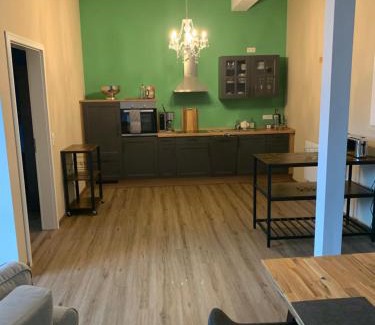 Steindamm Apartment | Ferienwohnung 1 am Herrenhaus Ahrensbök