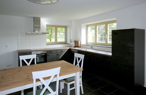 Alt Suhrkow Apartment | Ferienwohnung 1 - Bahnhof Hohen Mistorf - Ferienwohnungen