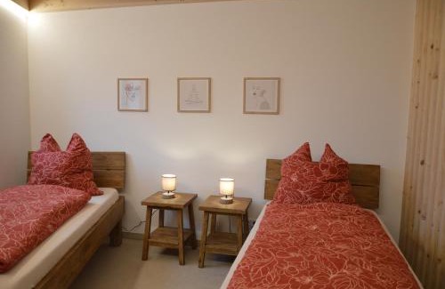 Singen Apartment | Ferienwohnung, 1-Zimmer, 1-3 Personen, 31 qm, mit Balkon, in ruhige Lage, direkt an der Aach