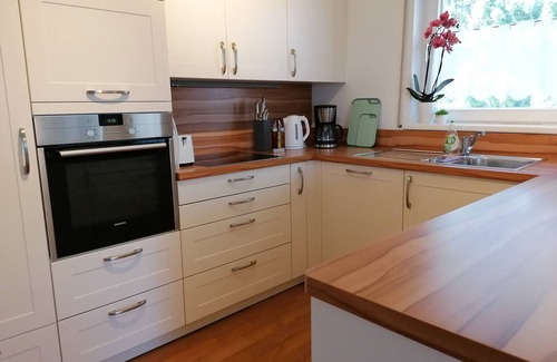 Aufham Apartment | Ferienwohnung 13 Jenner, 2 Schlafzimmer, TV, 6 Pers