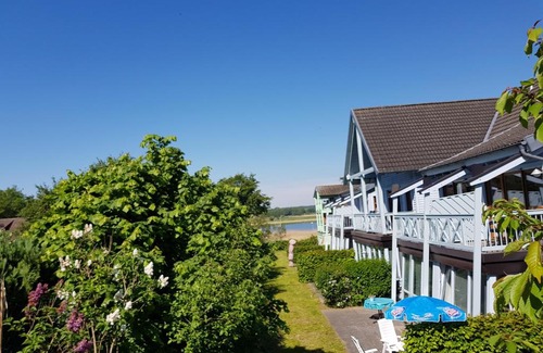 Neuensien Apartment | Ferienwohnung 15 im Fischerhaus mit Balkon