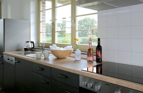 Alt Suhrkow Apartment | Ferienwohnung 2 - Bahnhof Hohen Mistorf - Ferienwohnungen
