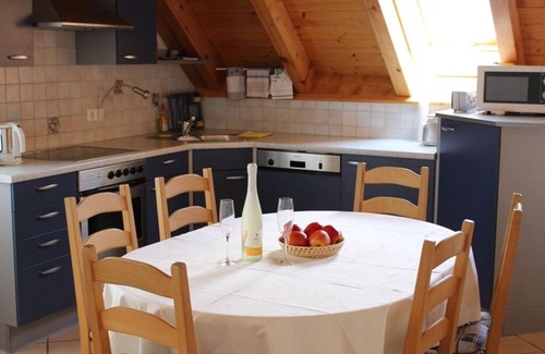 Lippertsreute Apartment | Ferienwohnung 3, 85qm, 2 Schlafzimmer, max. 4 Personen