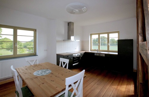 Alt Suhrkow Apartment | Ferienwohnung 3 - Bahnhof Hohen Mistorf - Ferienwohnungen