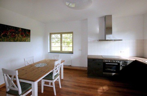 Alt Suhrkow Apartment | Ferienwohnung 3 - Bahnhof Hohen Mistorf - Ferienwohnungen