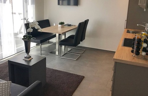 Ebingen Apartment | Ferienwohnung, 41qm mit Balkon und 1 Schlafzimmer für max. 3 Personen
