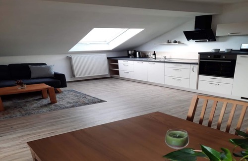 Bad Endorf Apartment | Ferienwohnung, 45 qm 2. Etage, 1 Separates Schlafzimmer