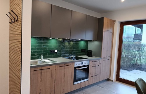 Bad Endorf Apartment | Ferienwohnung, 49 qm, Erdgeschoss, 1 Separates Schlafzimmer