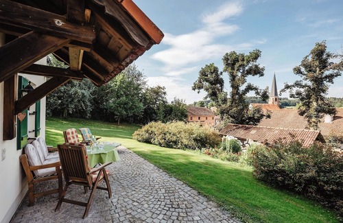 Hirschbach Apartment | Ferienwohnung 50qm | Landhaus-FeWo mit getrenntem Wohn- und Schlafraum