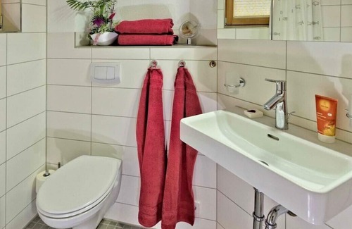 Sankt Johann Apartment | Ferienwohnung 60 qm, 1 Schlafzimmer, Garten, max 3 Personen