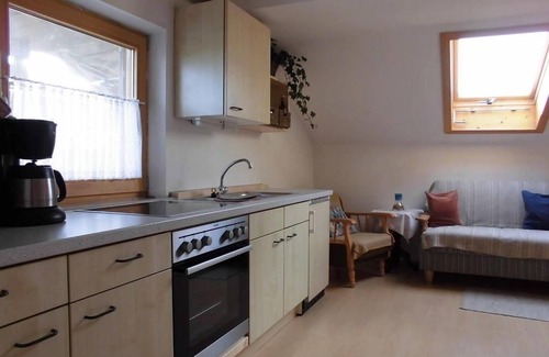 Teisendorf Apartment | Ferienwohnung 70 QM, 2-5 Personen, 2 Schlafzimmer, Wohnküche, Bad/WC, Balkon