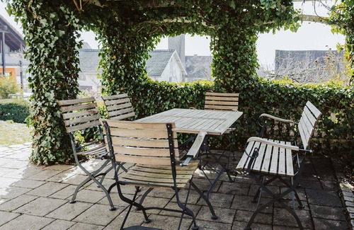 Allensbach Apartment | Ferienwohnung, 70qm mit 2 Schlafzimmern, max. 5 Personen