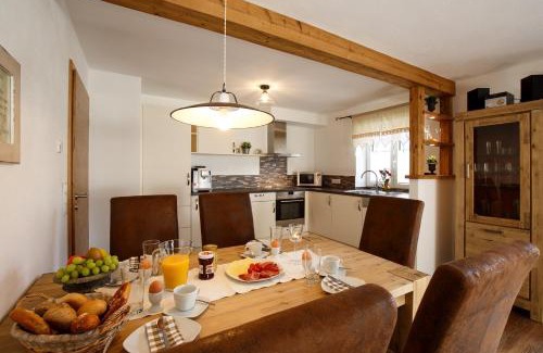 Ruhpolding Apartment | Ferienwohnung Adlerhügel inkl. Chiemgaukarte