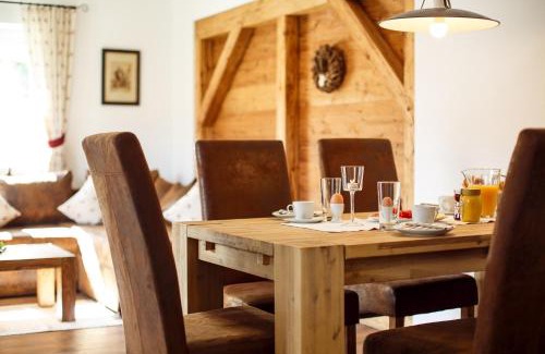 Ruhpolding Apartment | Ferienwohnung Adlerhügel inkl. Chiemgaukarte