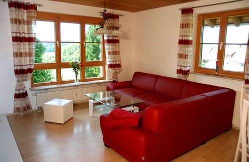 Tettnang Apartment | Ferienwohnung Adlerhorst, 110 qm, Terrasse, 3 Schlafzimmer, max. 10 Personen