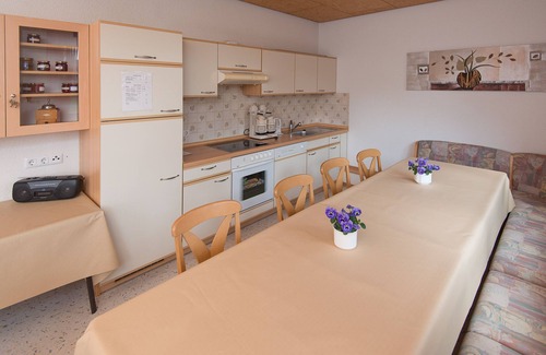 Tettnang Apartment | Ferienwohnung Adlerhorst, 110 qm, Terrasse, 3 Schlafzimmer, max. 10 Personen
