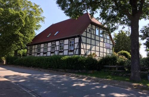 Nuchel Apartment | Ferienwohnung Adolfshof EG