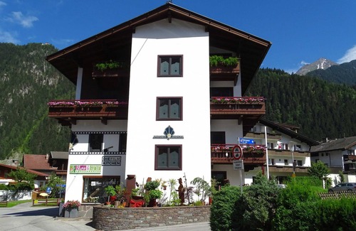 Mayrhofen Apartment | Ferienwohnung Ahornspitz für 8 Personen - Appartementhaus Mayrhofen