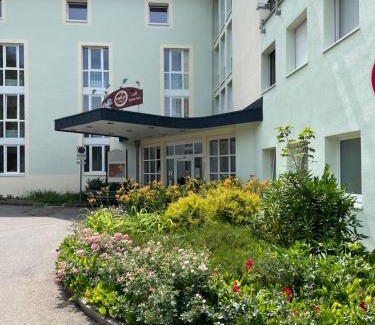Scheidegg Apartment | Ferienwohnung Alpenruhe mit Pool & Sauna