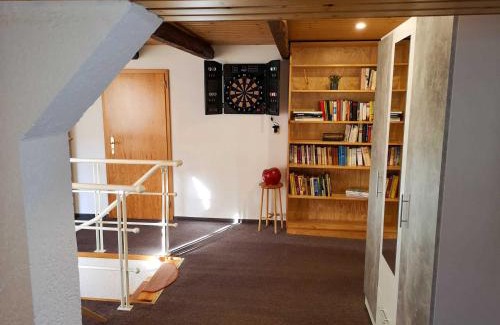 Niepars Apartment | Ferienwohnung Alte Schmiede