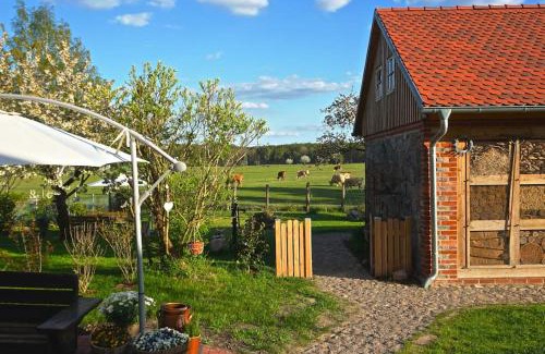 Senftenhutte Apartment | Ferienwohnung Alte Schule Chorin Schorfheide