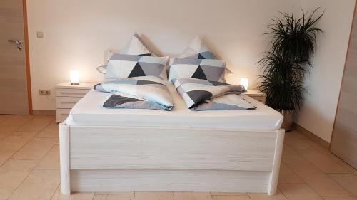 Ottweiler Apartment | Ferienwohnung am Betzelhübel