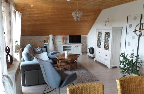 Buchlberg Apartment | Ferienwohnung 'am Bienwald'