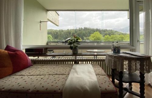 Gmain Apartment | Ferienwohnung am Münster mit Alpenweitblick