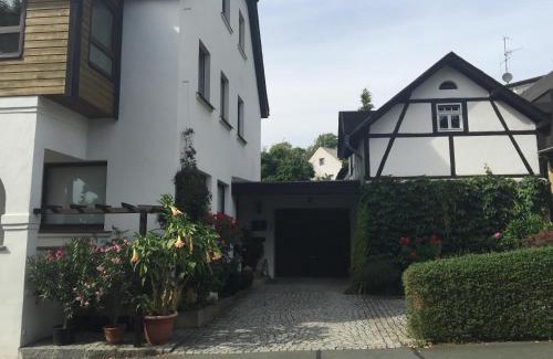 Berg Apartment | Ferienwohnung "Am Eisenbühl"