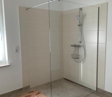 Seeland Apartment | Ferienwohnung am Froser See